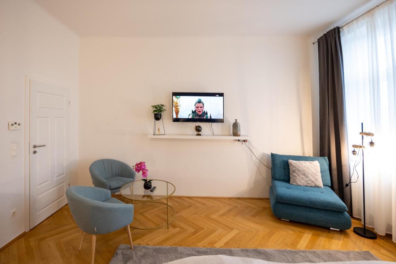 Delightful 1 Bedroom Near Schoenbrunn And Westbahnhof With Big Porch Vídeň Exteriér fotografie