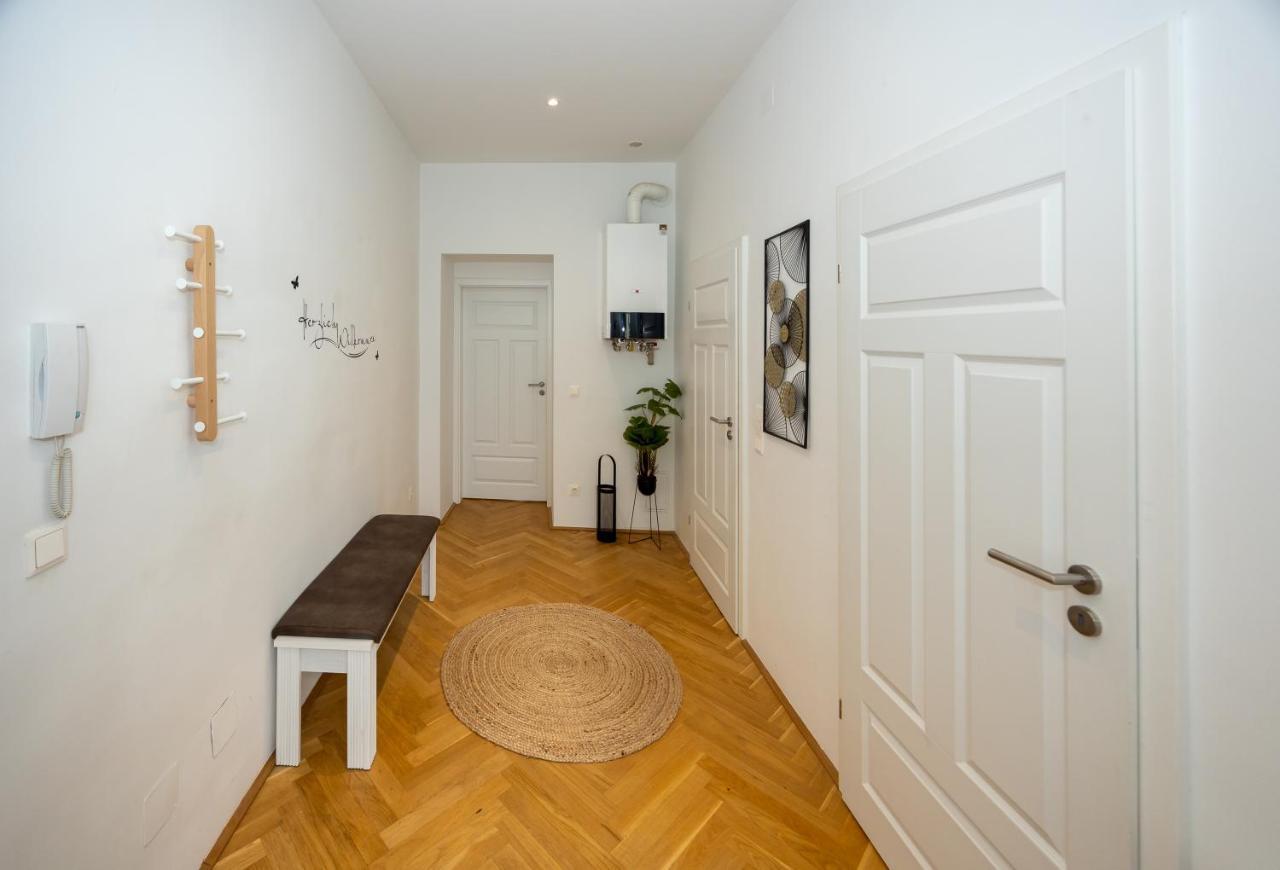 Delightful 1 Bedroom Near Schoenbrunn And Westbahnhof With Big Porch Vídeň Exteriér fotografie